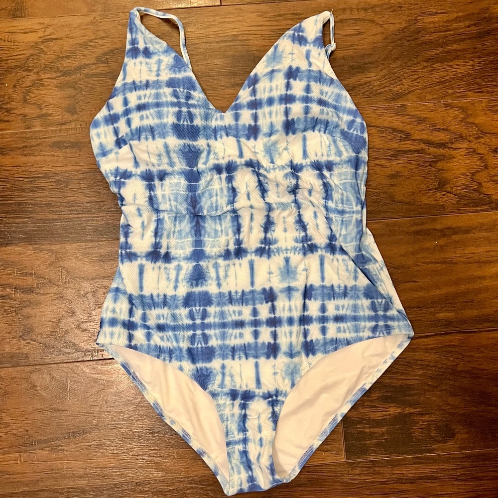 Bathing suit
